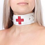 <strong>Ошейник с кольцами и красным крестом</strong> <br />
Изготовлен из натуральной кожи с велюровой подкладкой. Размер универсальный. <div class="charTableblock"><div><span>Материал</span>: кожа</div><div><span>Цвет</span>: белый; красный, розовый</div><div><span>Производитель</span>: Sitabella, Россия</div></div> Ошейник с кольцами и красным крестом
Изготовлен из натуральной кожи с велюровой подкладкой. Размер универсальный.