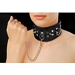 <strong>Чёрный ошейник из кожи</strong> <br />
Ошейник с шипами изготовлен из натуральной кожи с велюровой подкладкой. <div class="charTableblock"><div><span>Материал</span>: кожа</div><div><span>Производитель</span>: Sitabella, Россия</div></div> Чёрный ошейник из кожи
Ошейник с шипами изготовлен из натуральной кожи с велюровой подкладкой.