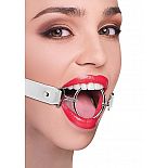 ���� OUCH! Ring XL White SH-OU105WHT 
���� � ���� ��������� ������ �� ������ �����, ������������� �� ������������ ���� � ���������� �������� (������ ����� - 2 ��) .
