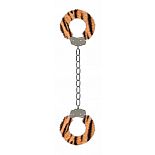 <strong>Кандалы с тигровым мехом Furry Ankle Cuffs</strong> <br />
Играя, защелкните эти приятные и возбуждающие кандалы с мехом Furry Ankle Cuffs на лодыжках вашего возлюбленного. <div class="charTableblock"><div><span>Материал</span>: металл</div><div><span>Цвет</span>: другой</div><div><span>Производитель</span>: Shots Media BV, Нидерланды</div></div> Кандалы с тигровым мехом Furry Ankle Cuffs
Играя, защелкните эти приятные и возбуждающие кандалы с мехом Furry Ankle Cuffs на лодыжках вашего возлюбленного.