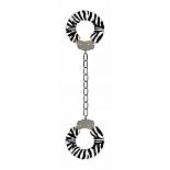 <strong>Кандалы с мехом зебры Furry Ankle Cuffs</strong> <br />
Играя, защелкните эти приятные и возбуждающие кандалы с мехом Furry Ankle Cuffs на лодыжках вашего возлюбленного. <div class="charTableblock"><div><span>Материал</span>: металл</div><div><span>Цвет</span>: другой</div><div><span>Производитель</span>: Shots Media BV, Нидерланды</div></div> Кандалы с мехом зебры Furry Ankle Cuffs
Играя, защелкните эти приятные и возбуждающие кандалы с мехом Furry Ankle Cuffs на лодыжках вашего возлюбленного.