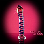<strong>Прозрачный фаллос из стекла со спиралью (Sexus-glass 912033)</strong> <br />
Кристально-прозрачное стекло тела стимулятора опоясано яркой-синей спиралью для дополнительной стимуляции. Фаллос с объемной головкой подойдет для анального и вагинального массажа. <div class="charTableblock"><div><span>Длина, см</span>: 18.00</div><div><span>Диаметр, см</span>: 3.00</div><div><span>Материал</span>: стекло</div><div><span>Длина, см</span>: 17-20</div><div><span>Диаметр, см</span>: 3</div><div><span>Производитель</span>: Sexus, Китай</div></div> Прозрачный фаллос из стекла со спиралью (Sexus-glass 912033)
Кристально-прозрачное стекло тела стимулятора опоясано яркой-синей спиралью для дополнительной стимуляции. Фаллос с объемной головкой подойдет для анального и вагинального массажа.