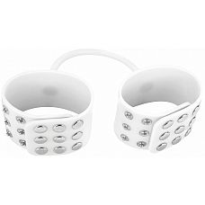 <strong>Белые силиконовые наручники на кнопках</strong> <br />
Властвуй над своим любовником с этими полностью регулируемыми и эластичными наручниками, выполненными из 100% силикона.<div class="charTableblock"><div><span>Материал</span>: силикон</div><div><span>Цвет</span>: белый</div><div><span>Производитель</span>: OUCH by Shots Media BV, Нидерланды</div></div> Белые силиконовые наручники на кнопках
Властвуй над своим любовником с этими полностью регулируемыми и эластичными наручниками, выполненными из 100% силикона.