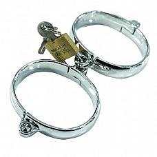 <strong>Малые овальные металлические оковы на навесном замке</strong> <br />
Металлические овальные оковы на навесном замке малые.<div class="charTableblock"><div><span>Материал</span>: металл</div><div><span>Производитель</span>: Kanikule, Китай</div></div> Малые овальные металлические оковы на навесном замке
Металлические овальные оковы на навесном замке малые.