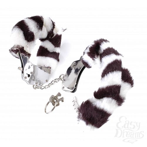 ���������� 3  ��������� ������������� Furry Love Cuffs � ����� �����